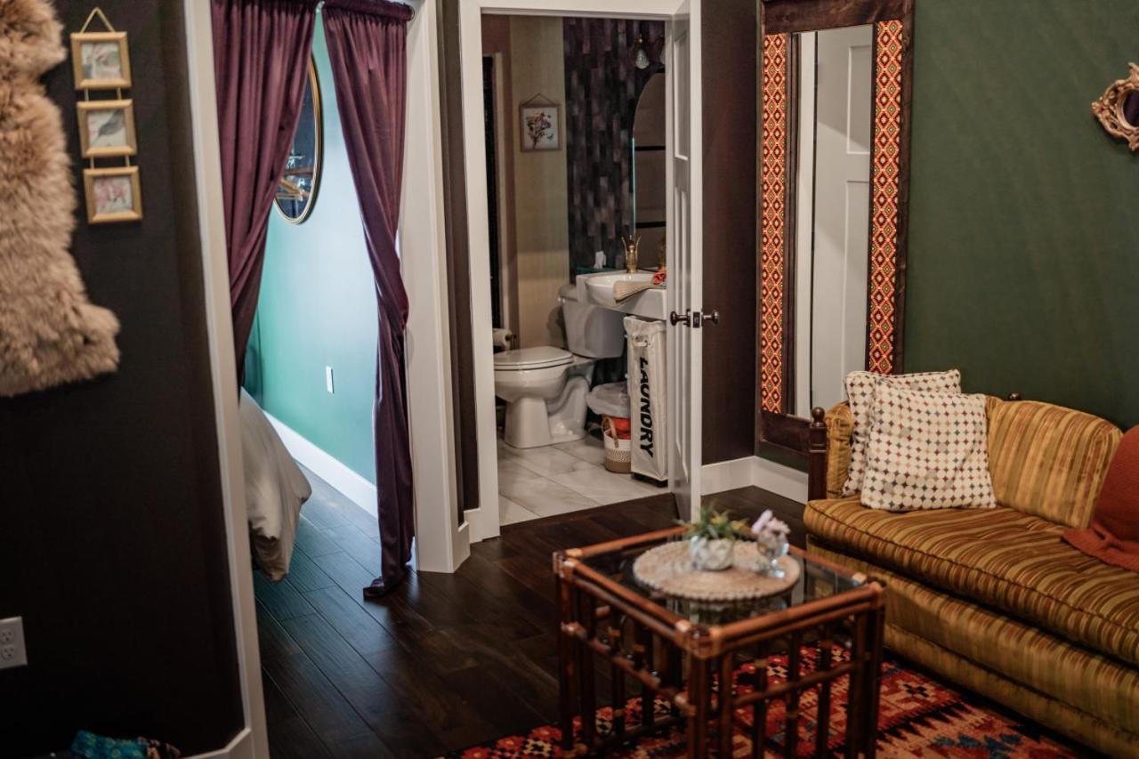 The Atrium - A Boutique Hotel - Suite 17 Perryville Екстериор снимка