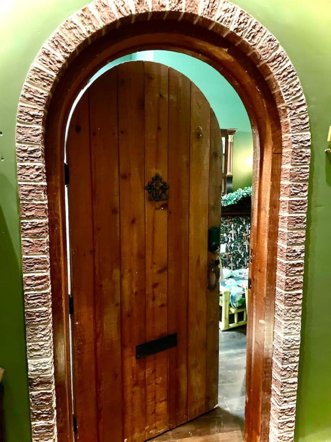 The Atrium - A Boutique Hotel - Suite 17 Perryville Екстериор снимка
